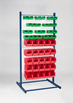 Estantería con 4 paneles con 100 cajas de almacén