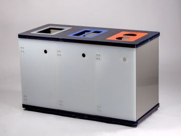 Waste station for 3 waste streams on pedestral with 3x 60 liter bins