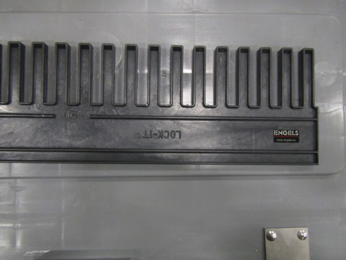 Banda separadora peine 1150x5x180 mm (CxLxA)