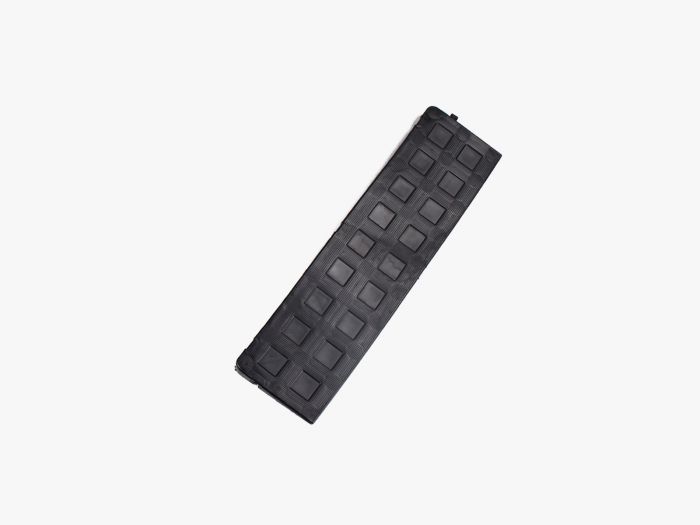 Estrado de plástico E-line, 500x130x25mm, pieza hembra, negro