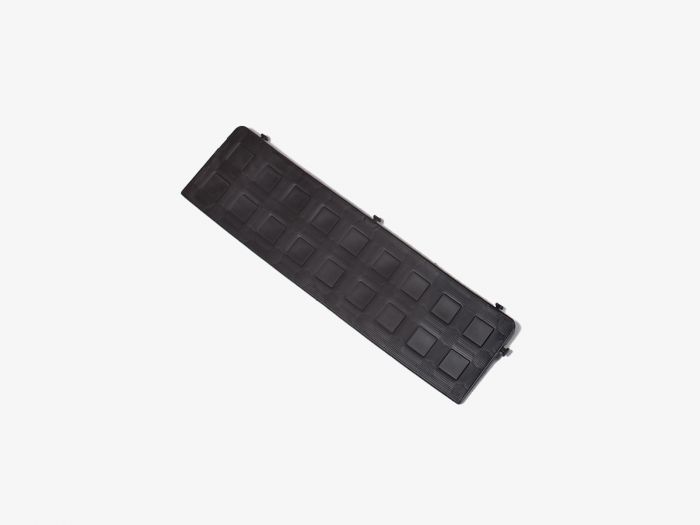 Estrado de plástico E-line, pieza macho, 500x130x25mm